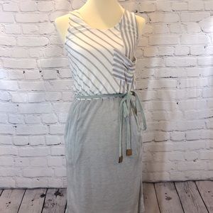 Line & Dot sleeveless dress